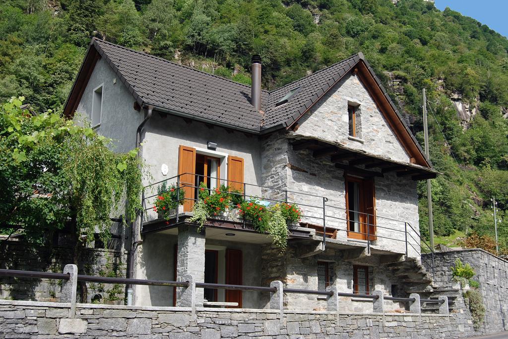 Вілла Casa Fontanella Brione  Екстер'єр фото