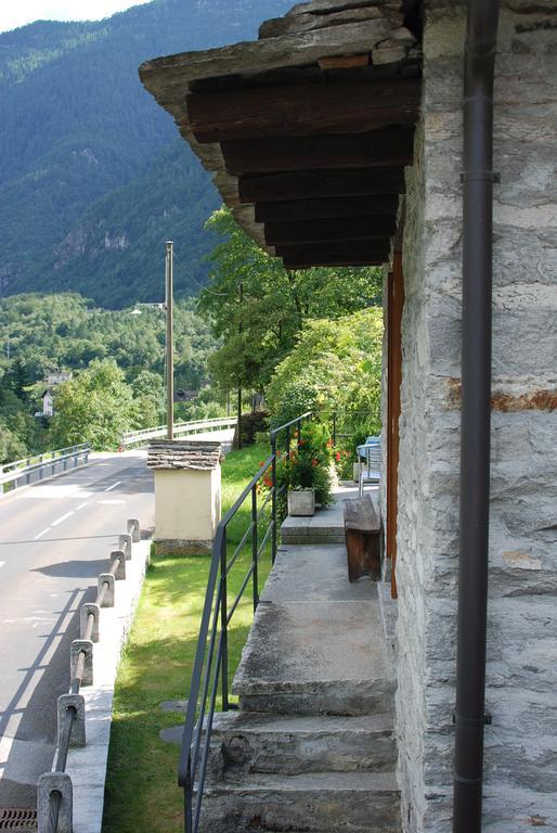 Вілла Casa Fontanella Brione  Екстер'єр фото